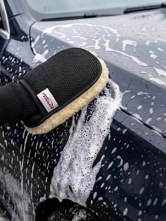 Měkká mycí rukavice na auto
